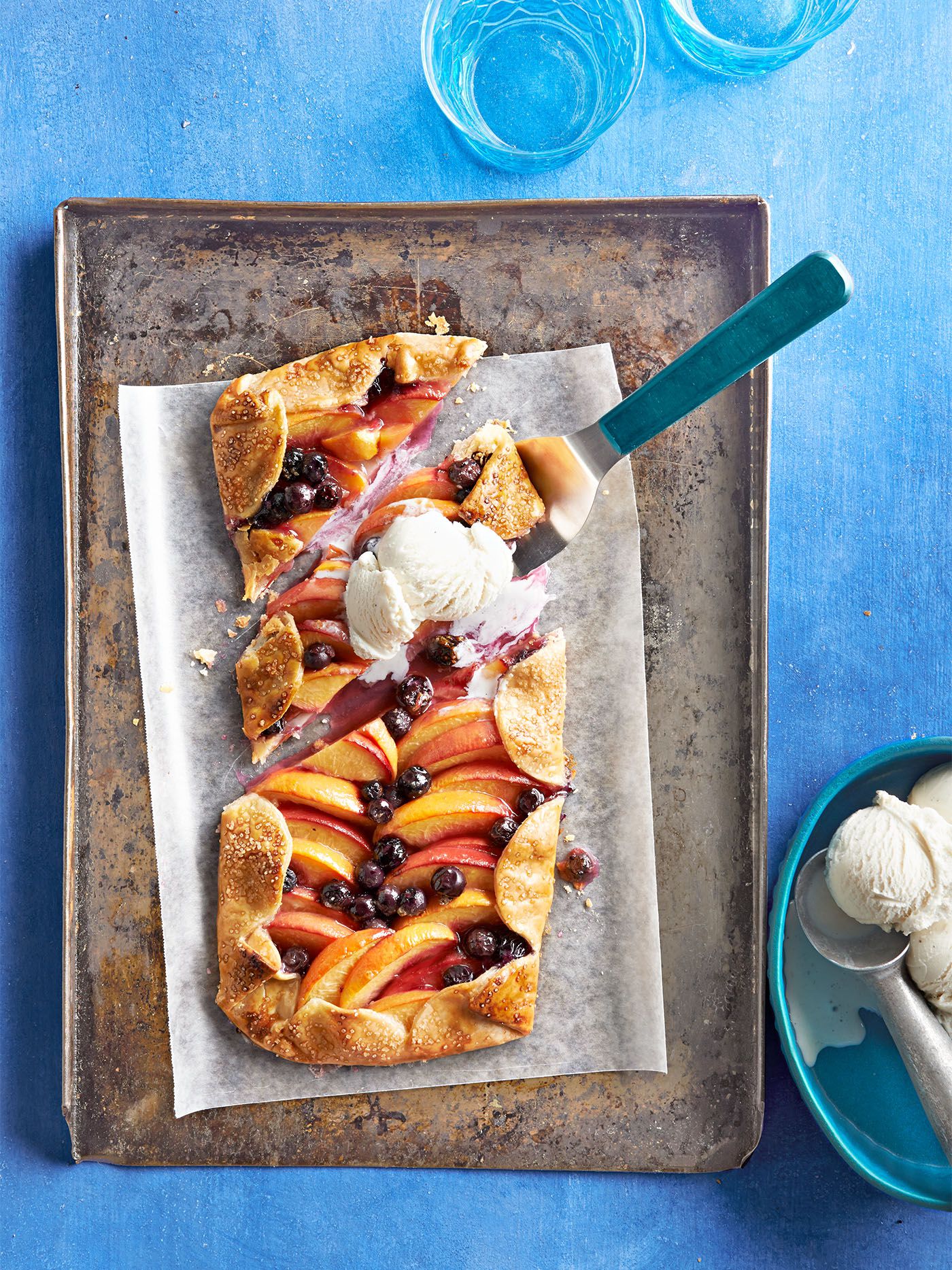 10 Healthy Summer Desserts Made with In-Season Fruit