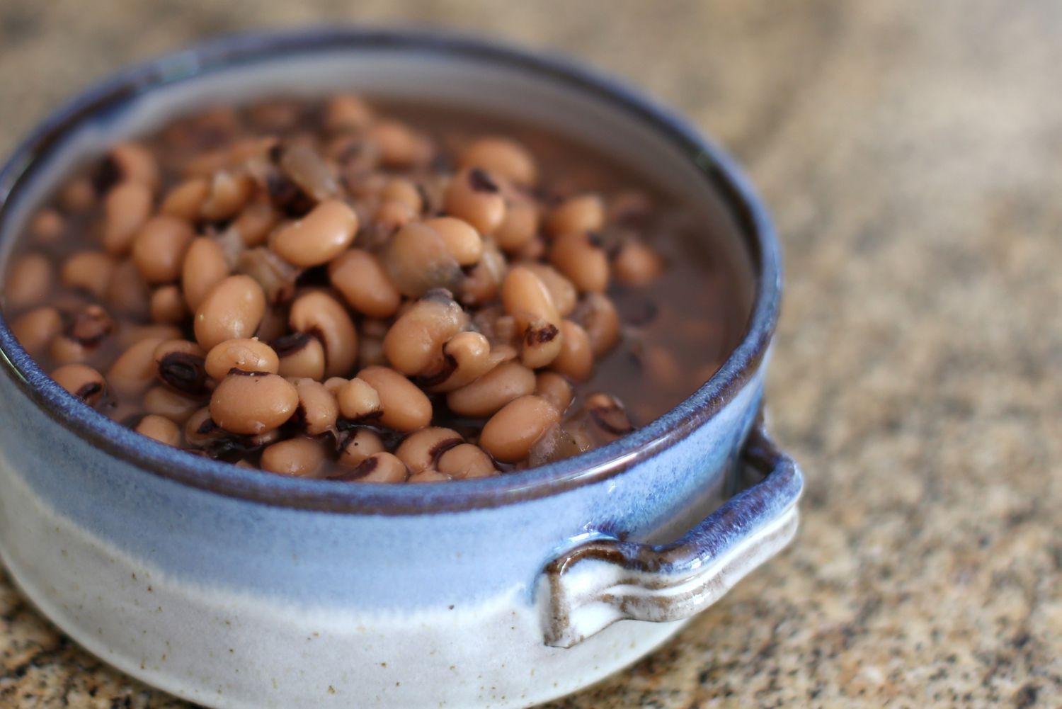 Basic Crock Pot Black-Eyed Peas Recipe