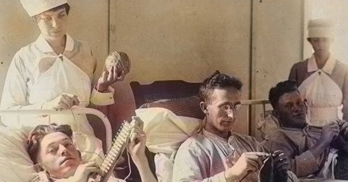 18 Haunting Colorized Photos Of WWI