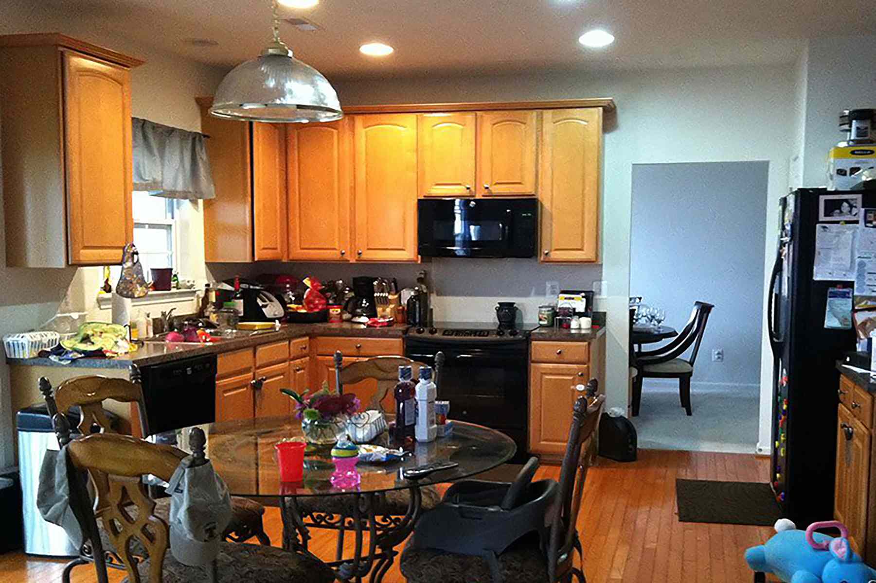 19 Kitchen Cabinet Transformations That Prove the Power of a Can of Paint